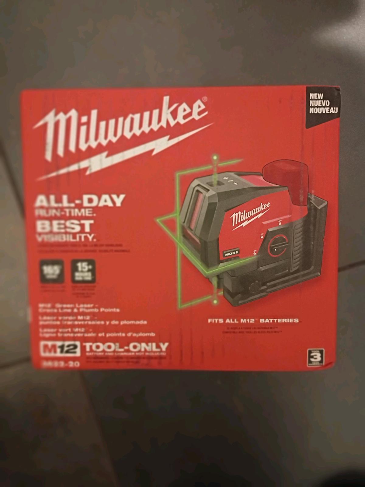 Milwaukee 12 volt Laser Level 3622 20