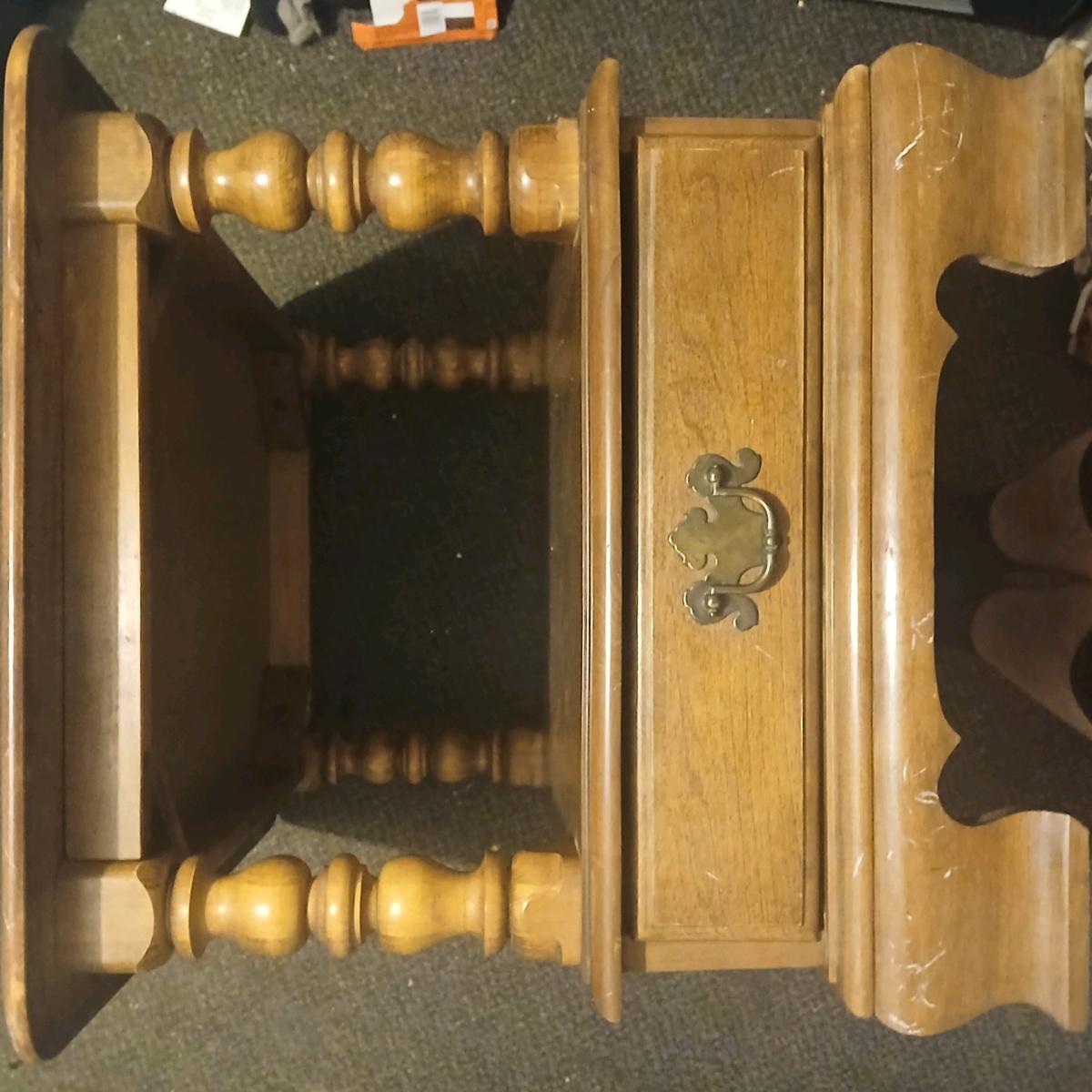 Ethan Allen Endtable
