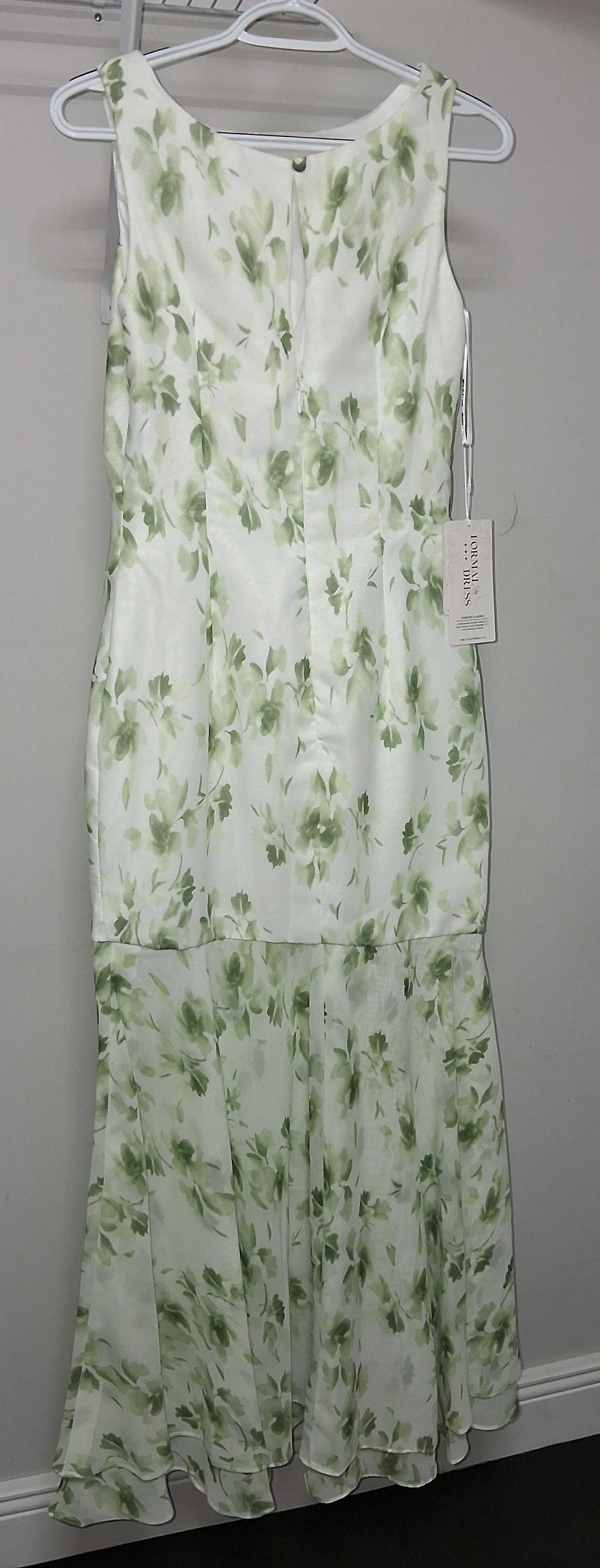 Formal party dress NEW