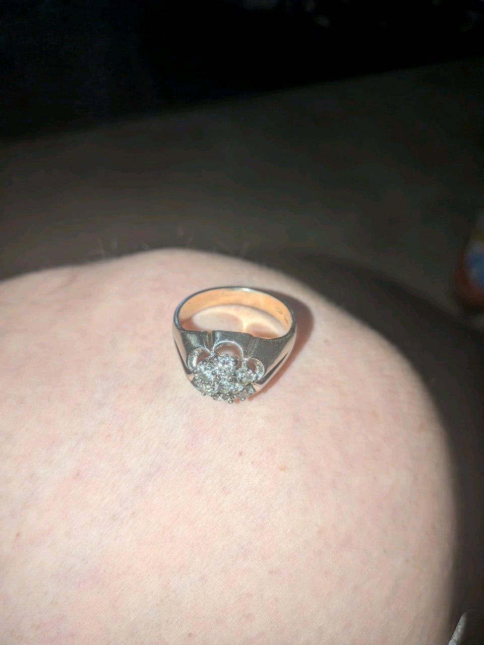 14 k gold diamond cluster ring with over a carat and a half