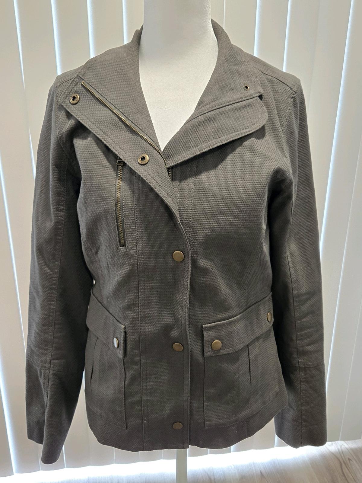 Banana Republic Womens Gray Pleated Jacket