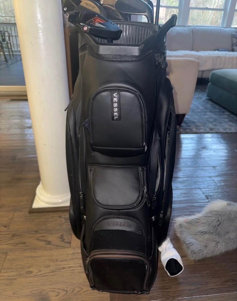 GOLF SET WITH VESSEL BAG