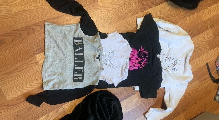 4SHIRTS FOR 4 DOLLARS