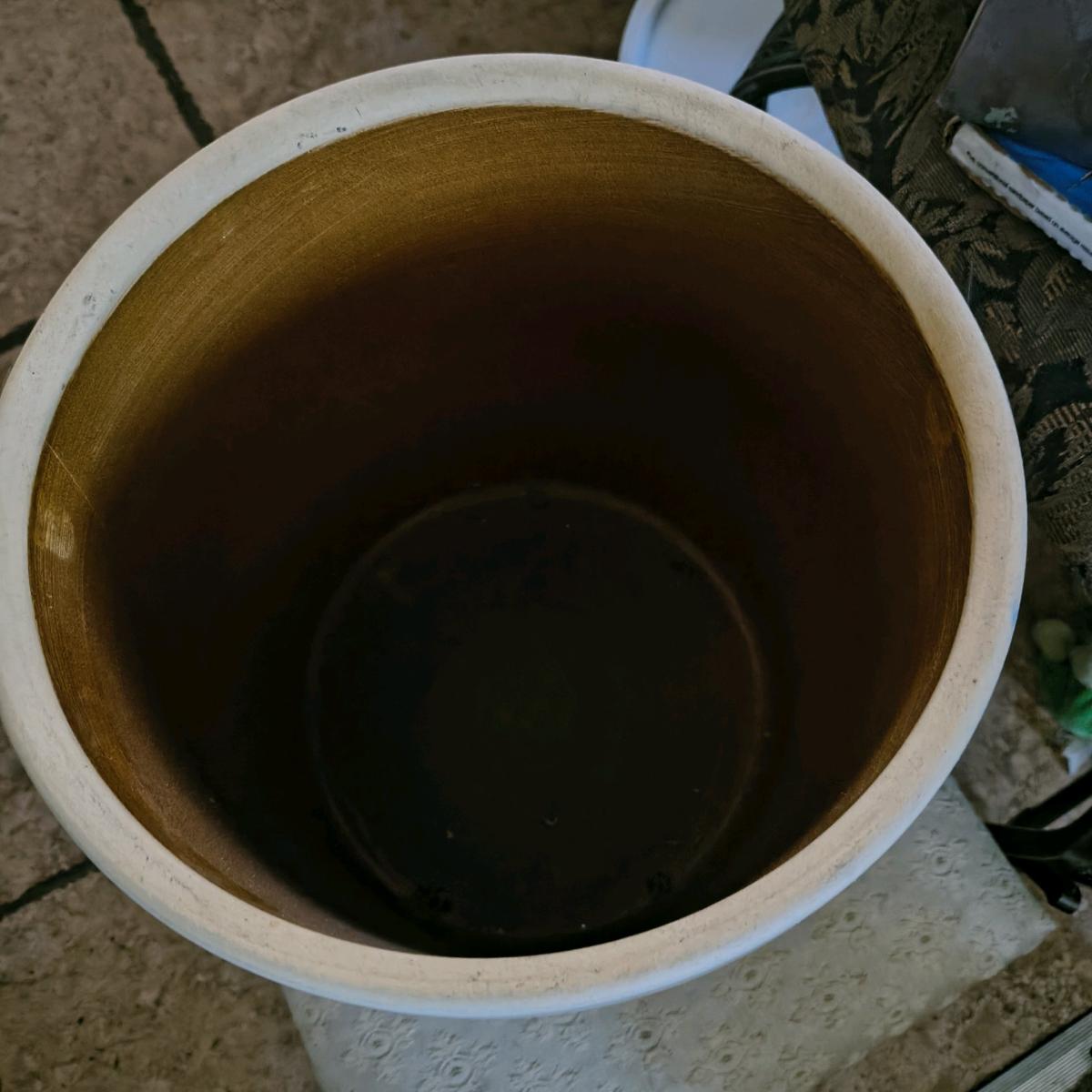 Blue crown stone ware crocket