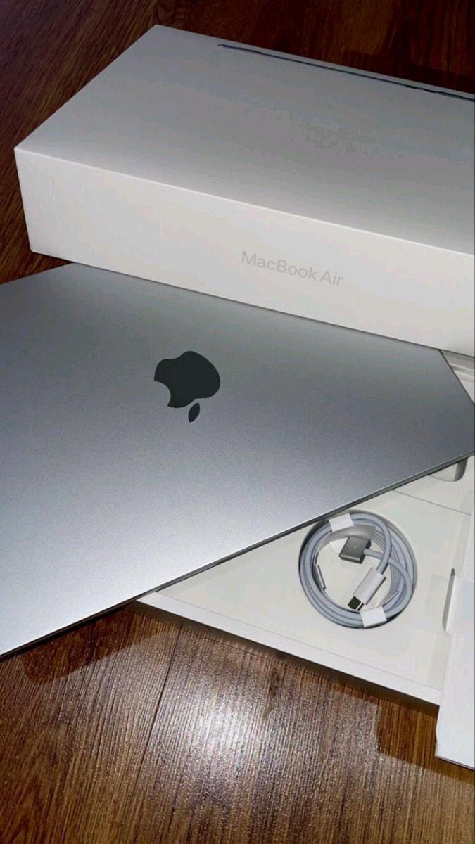 Apple MacBook  Elegant Powerful  Reliable