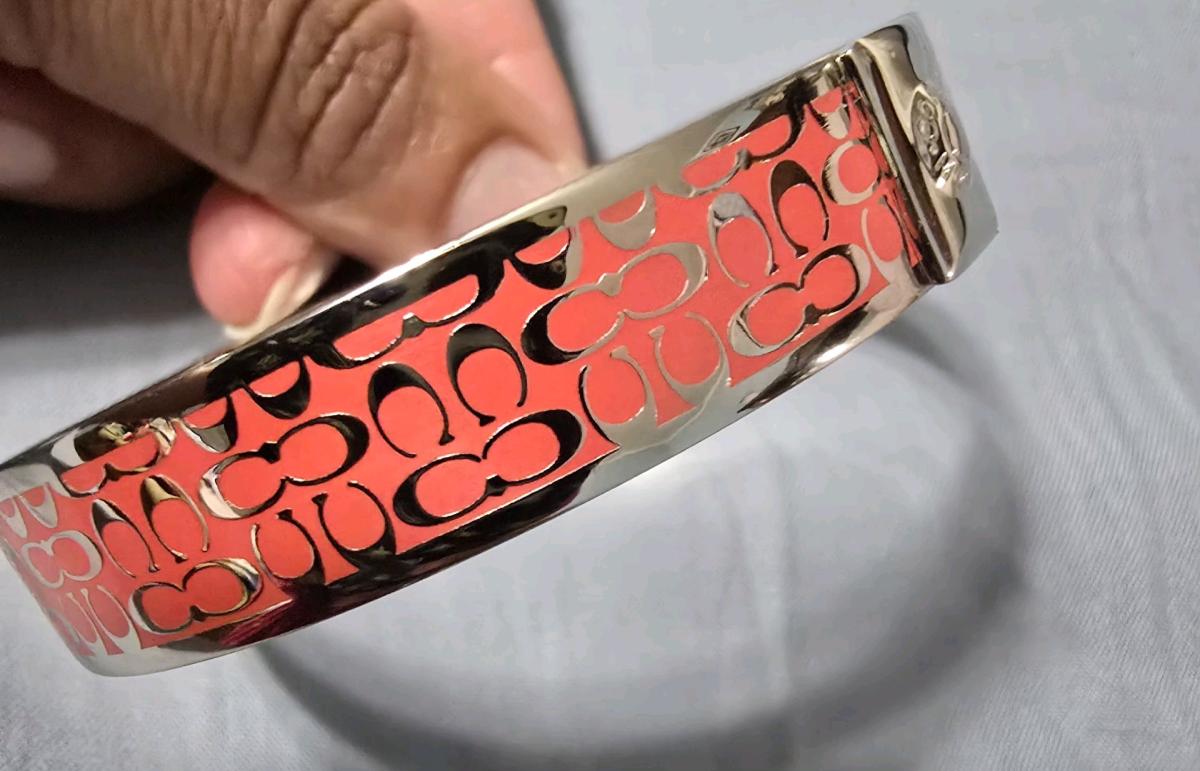 coach bracelet bangle