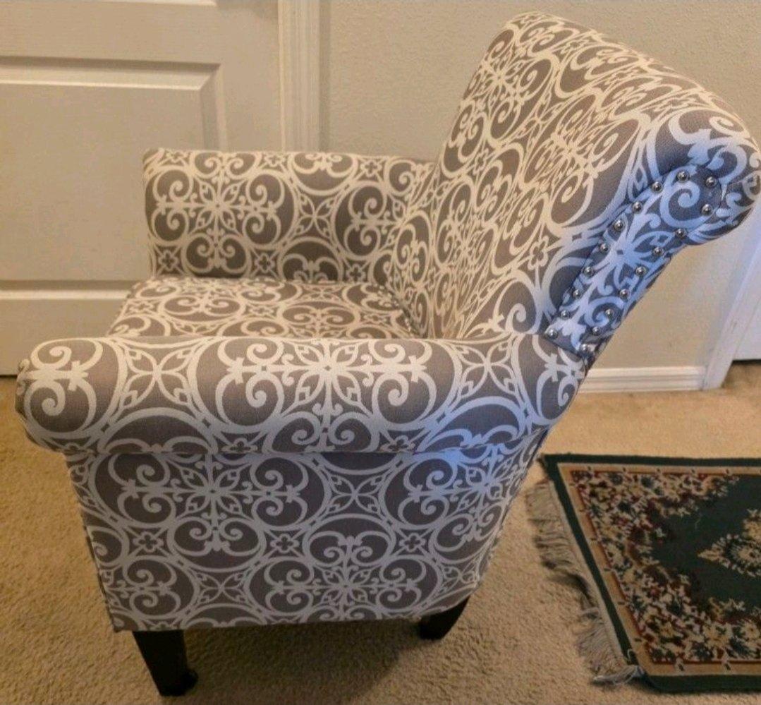 Brooke chair
