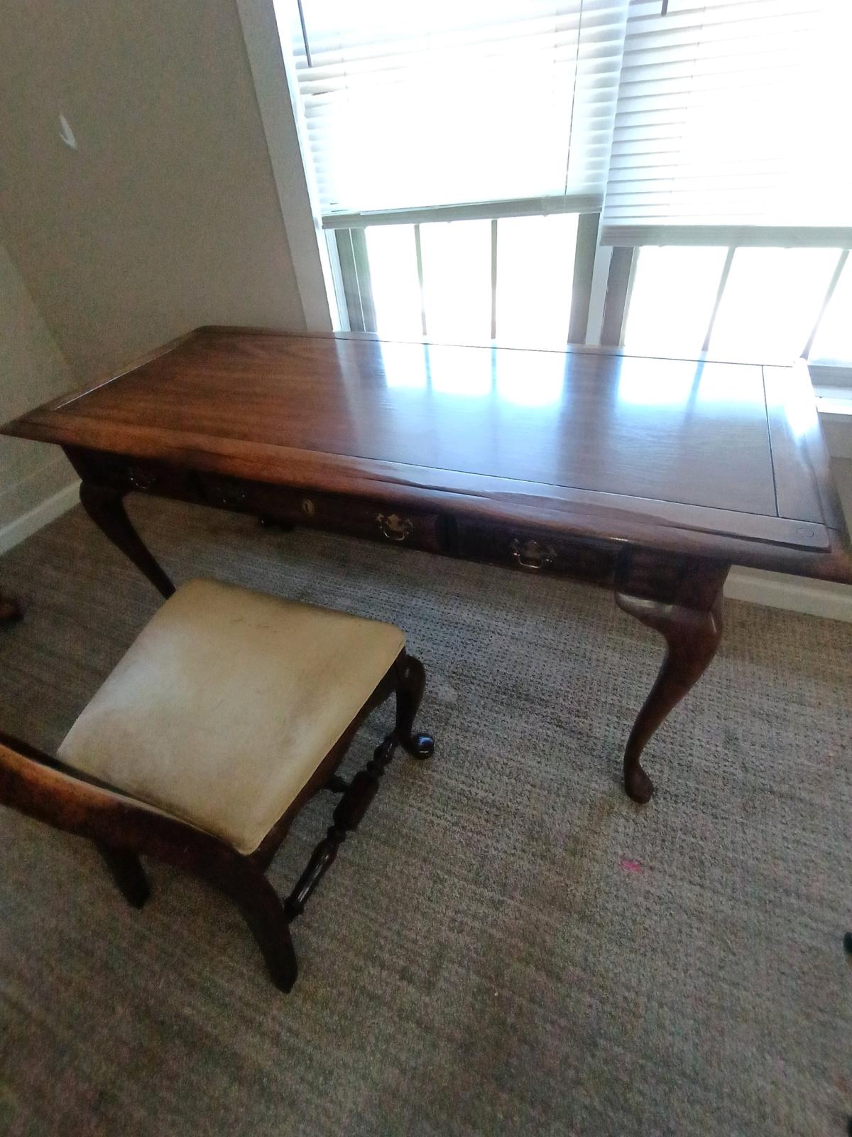 Queen Anne antique writing desk and chair set