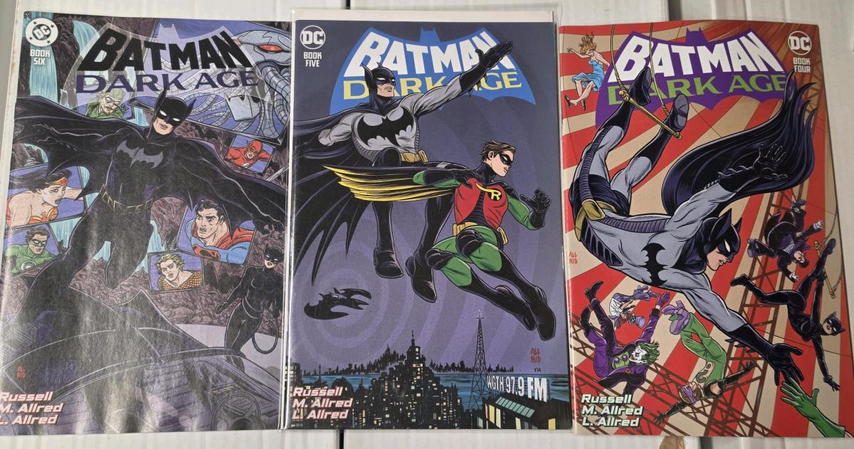 Batman Dark Age  16 DC Comics All Red Full Set Catwoman