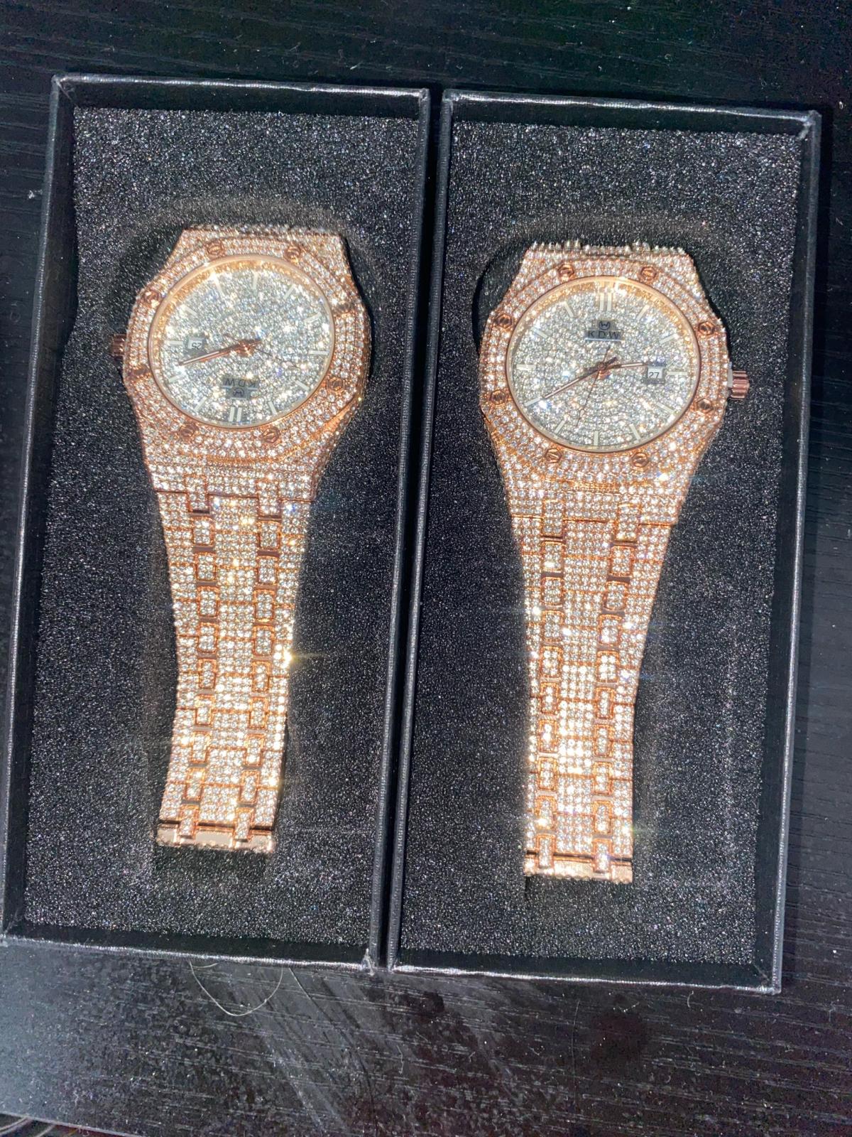 WatchSet