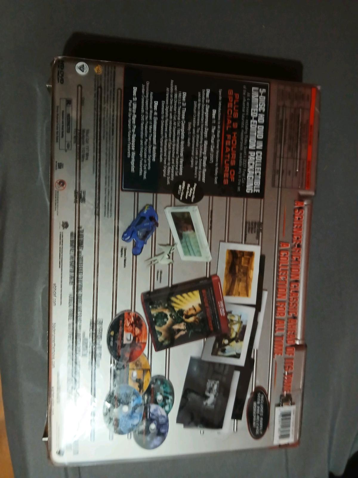mint condition bladerunner 5 HD DVD ultimate set