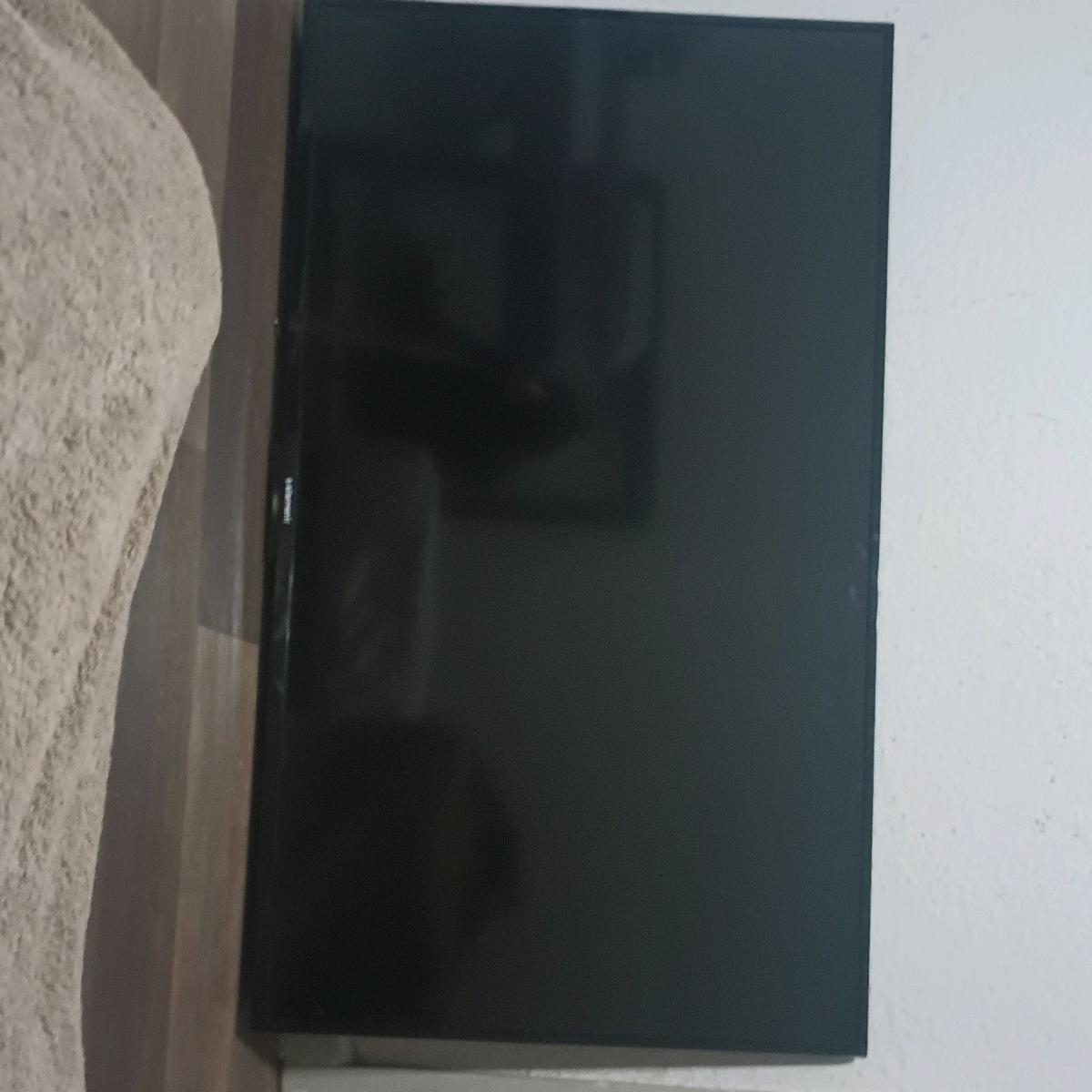 elemant Roku tv