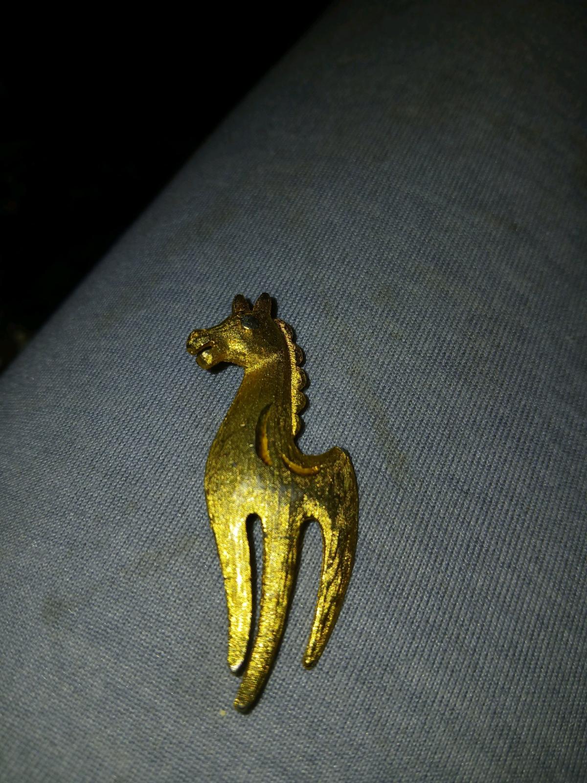 brooches