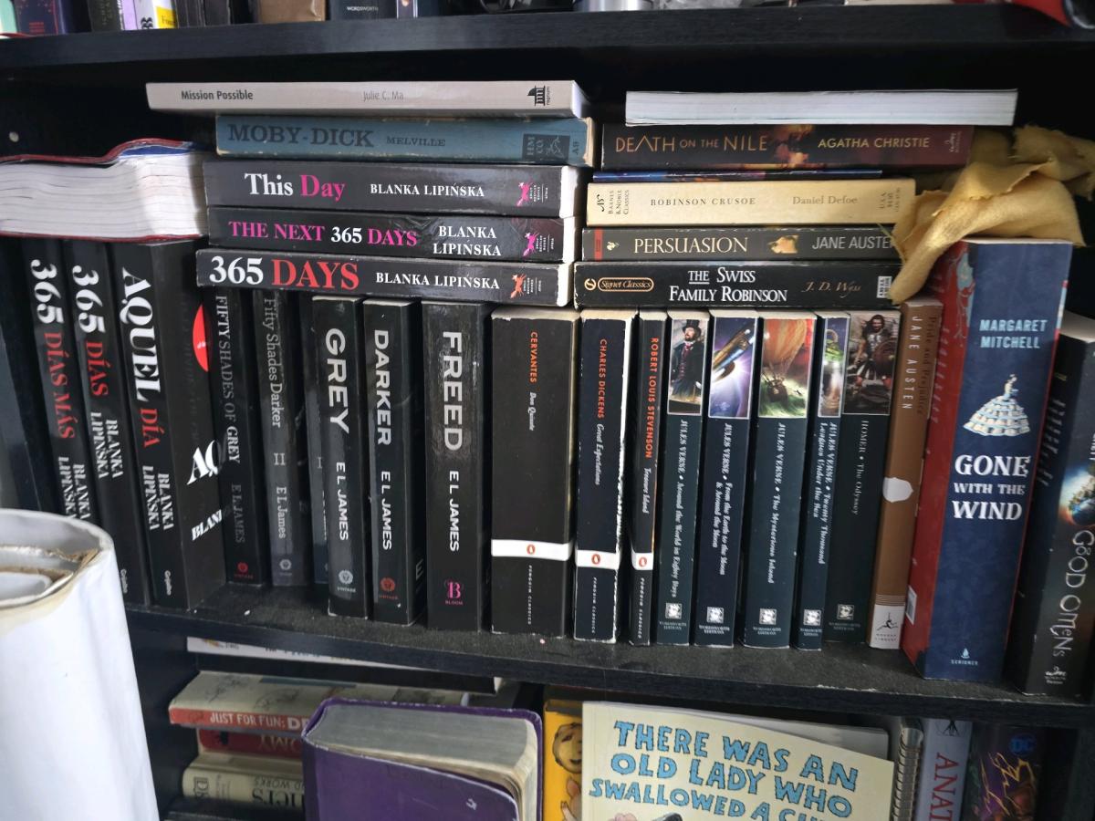 books any you see let me know the name 10 for the paper back