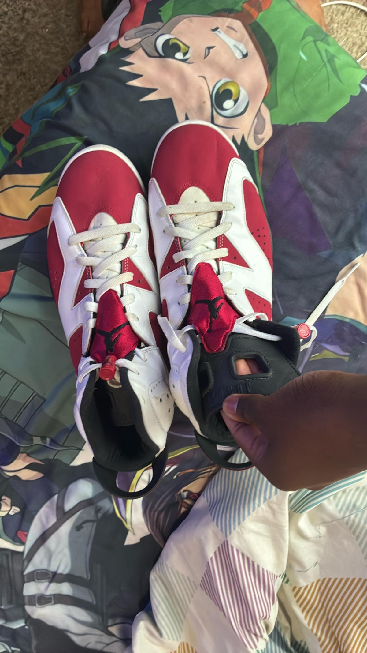 Jordan threes only wore them twice Size 11