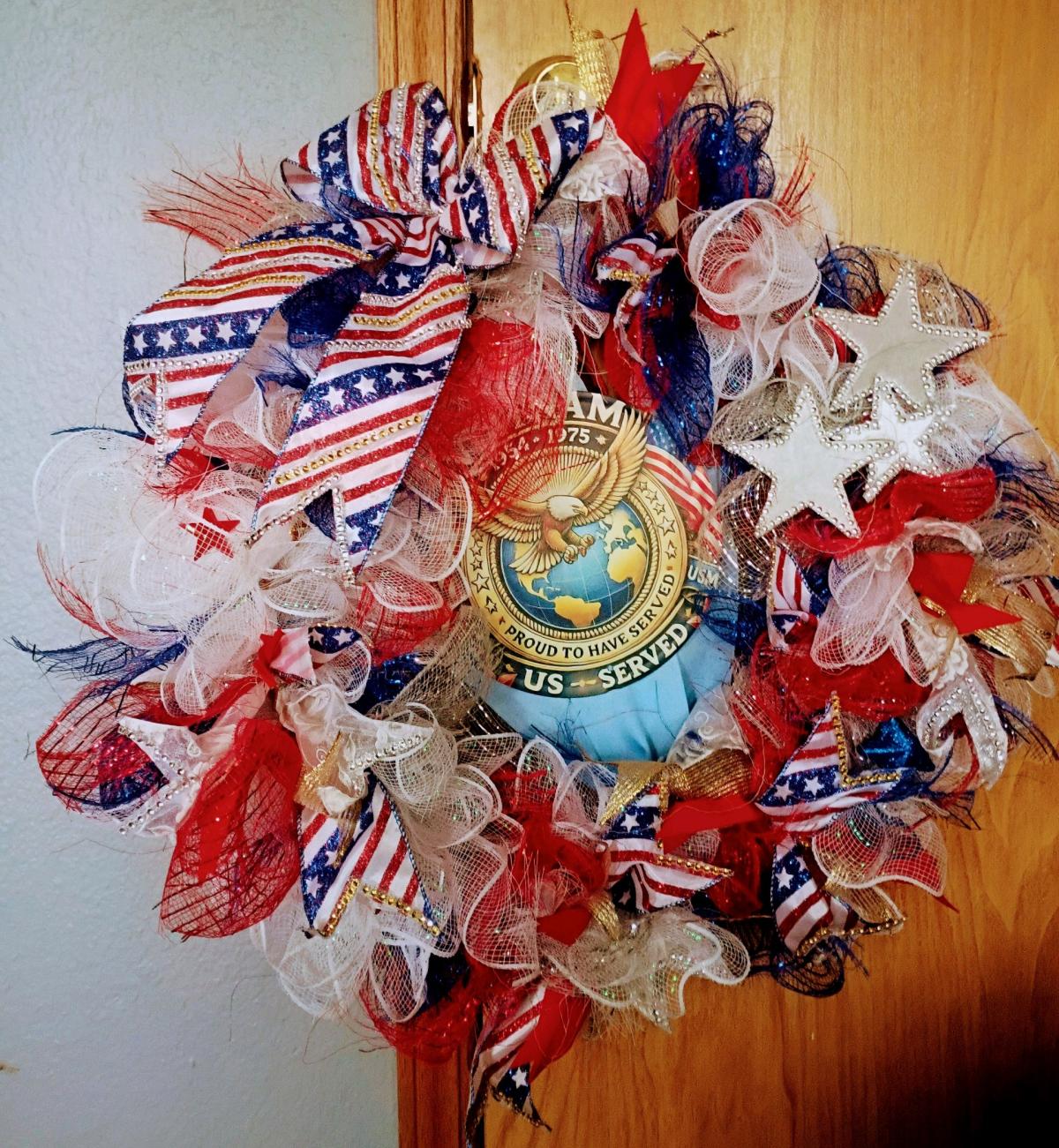 hand made personalized and designed wreaths custom