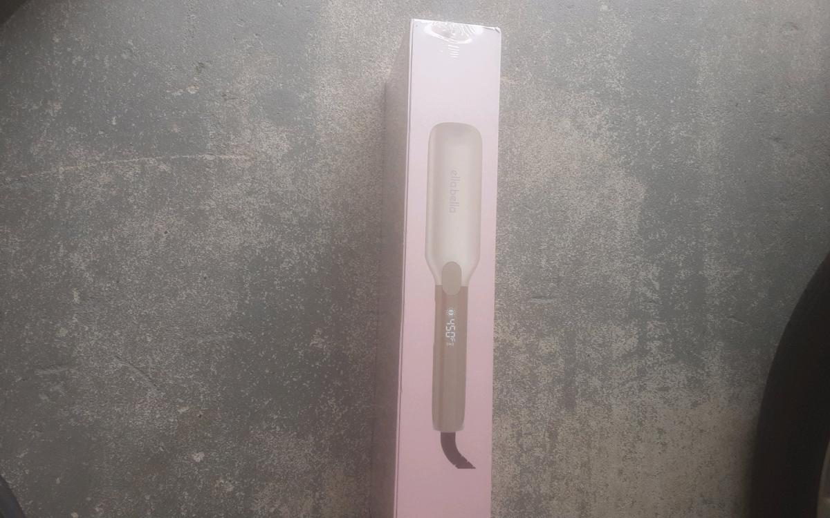 Hair straightener