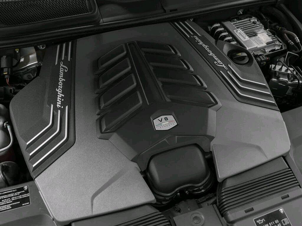 2022 Lamborghini Urus AWD v