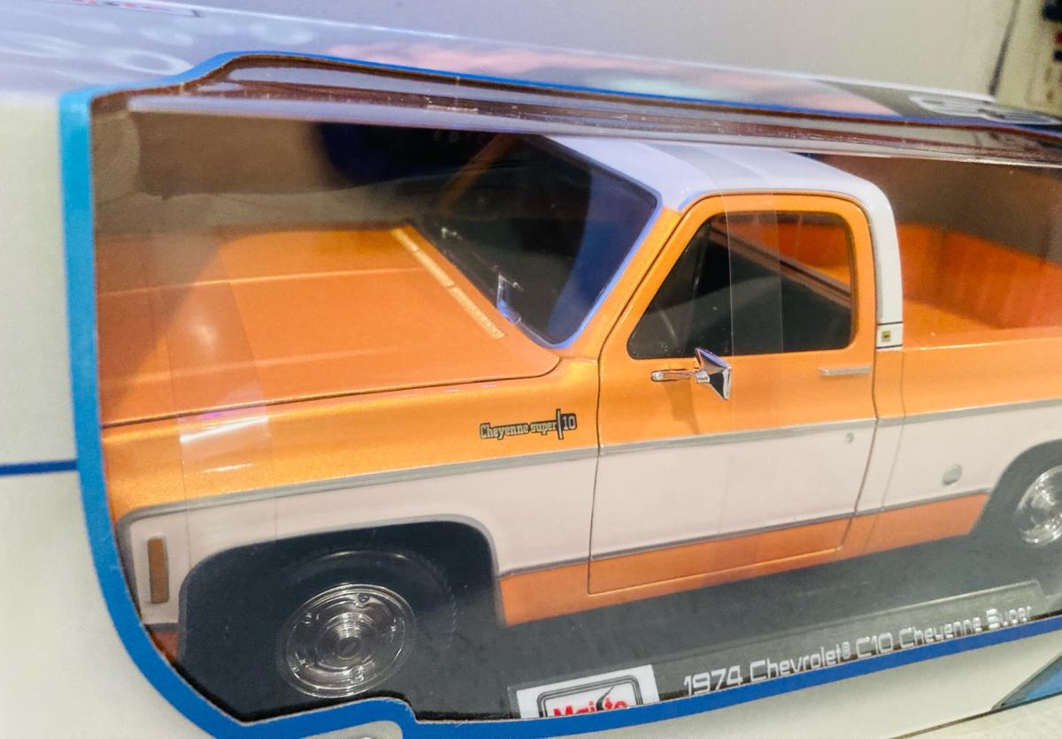 Maisto chevy pickup 1974