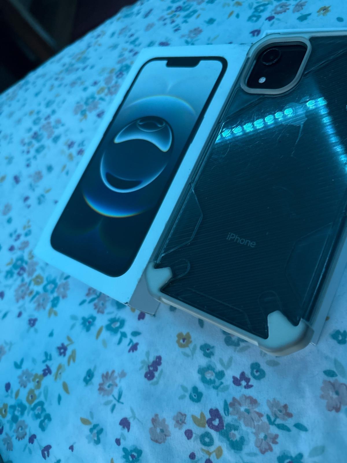 iPhone XR unlocked