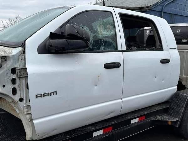 06 to 09 Dodge Ram mega CAB