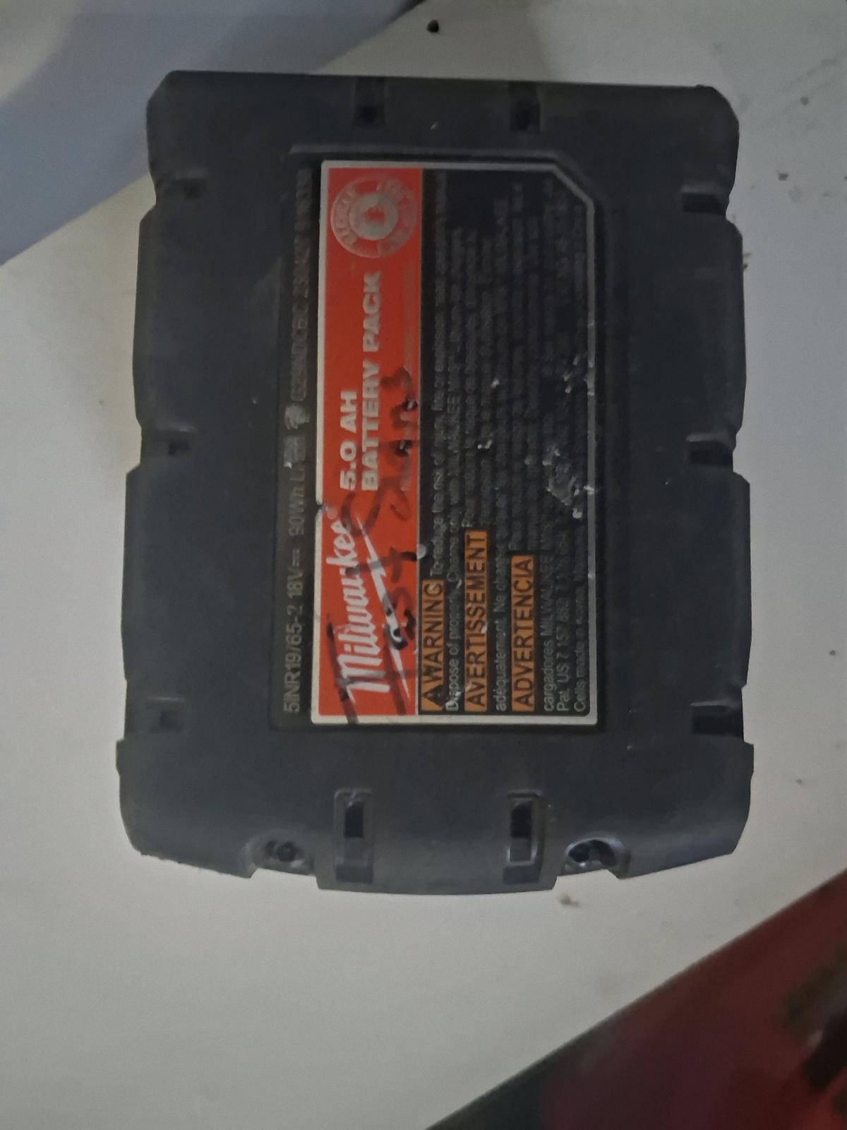 Milwaukee M18 Blower and M18 Battery