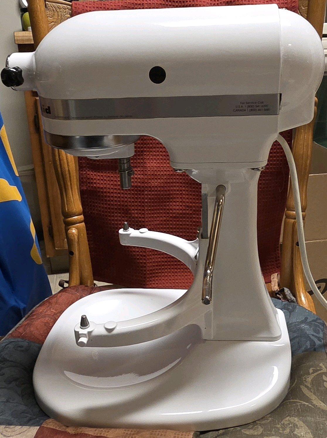 KitchenAid K4SSWH 45 Quart BowlLift Stand Mixer