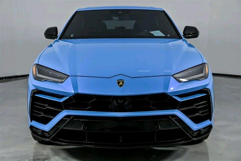 2022 Lamborghini Urus AWD