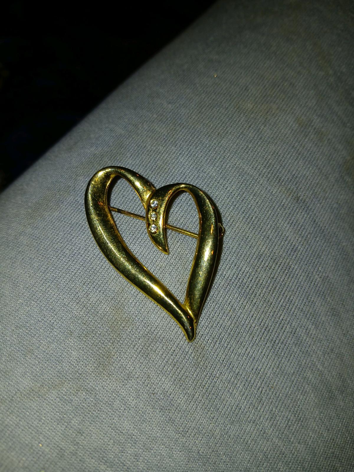 brooches