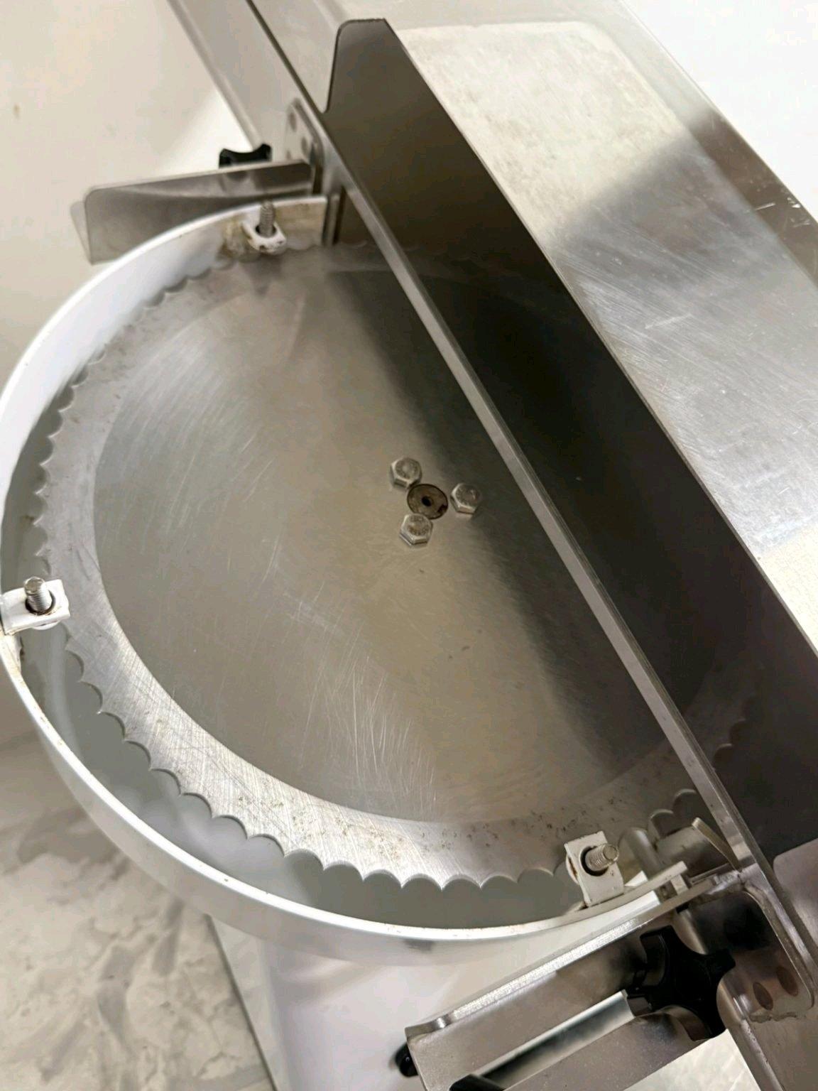Oliver 702N Bagel and Bun slicer