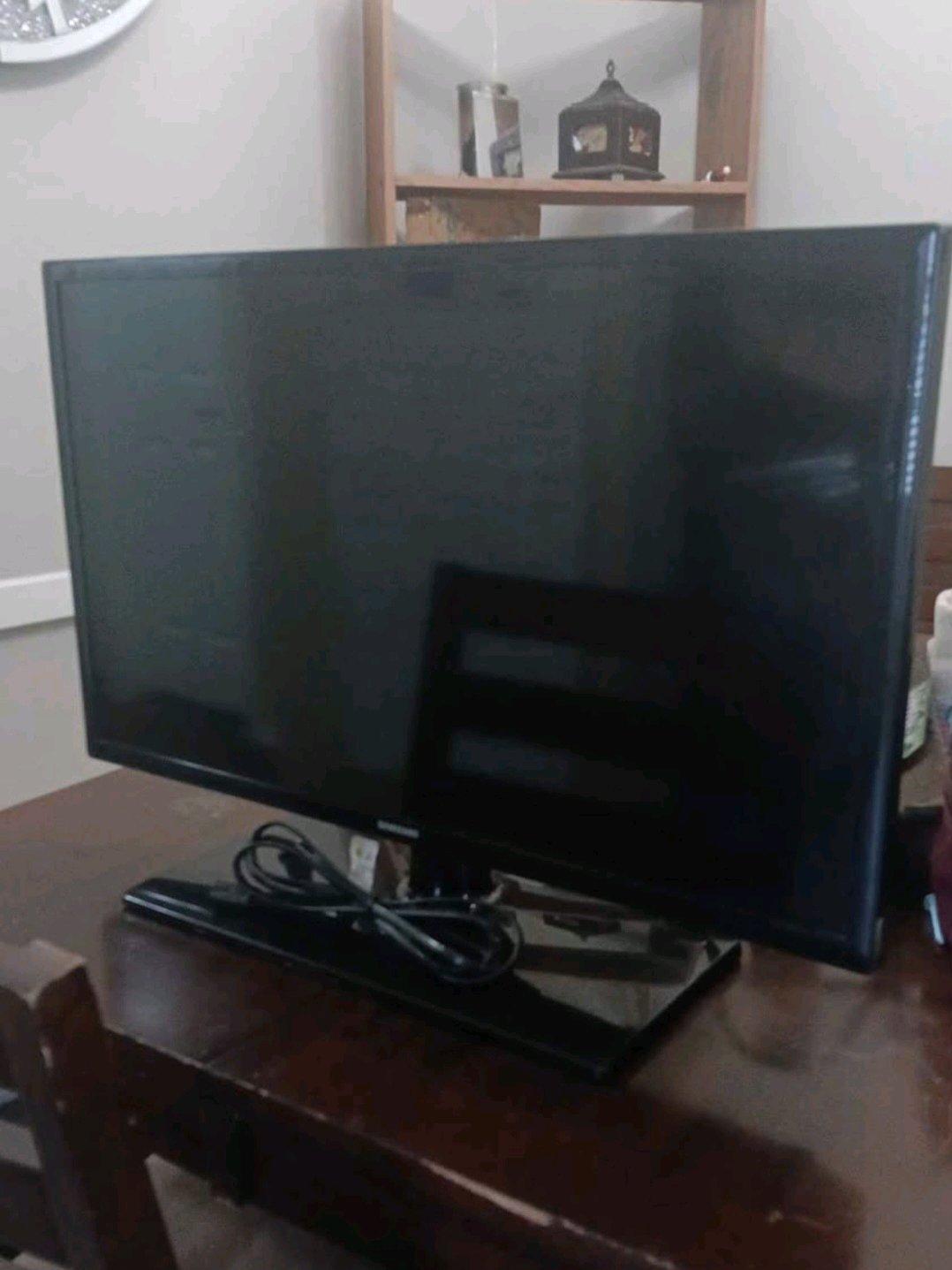 Black Samsung 32 inch class LCD TV