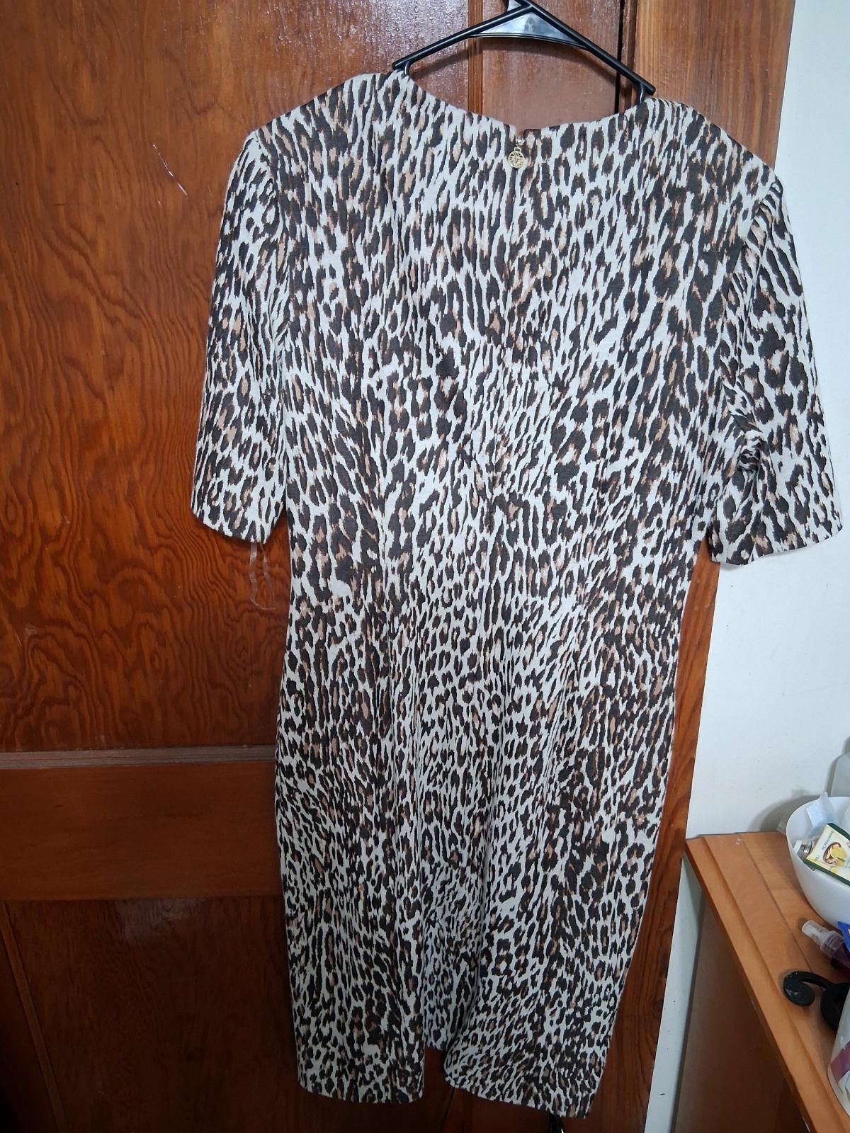 Anne Klein Leapard Dress