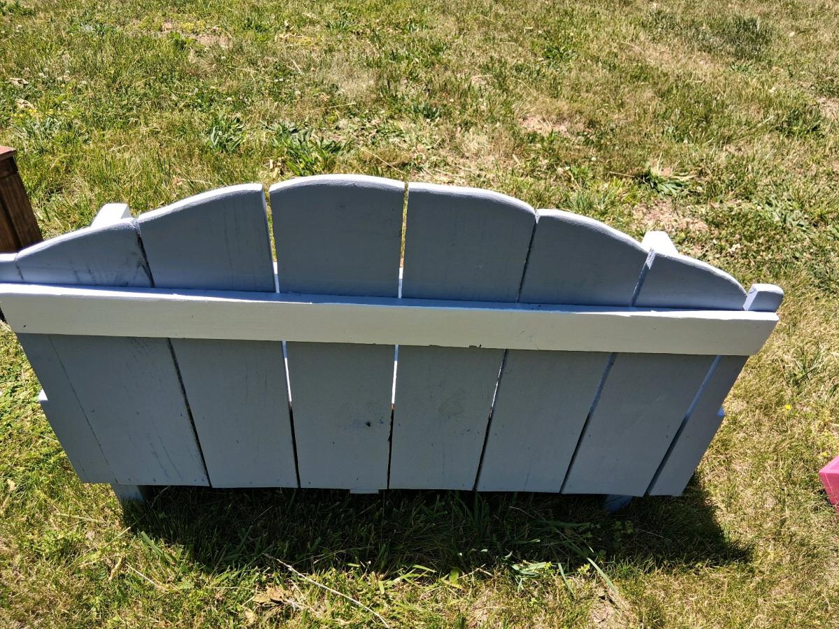 34 inch bench type flower box