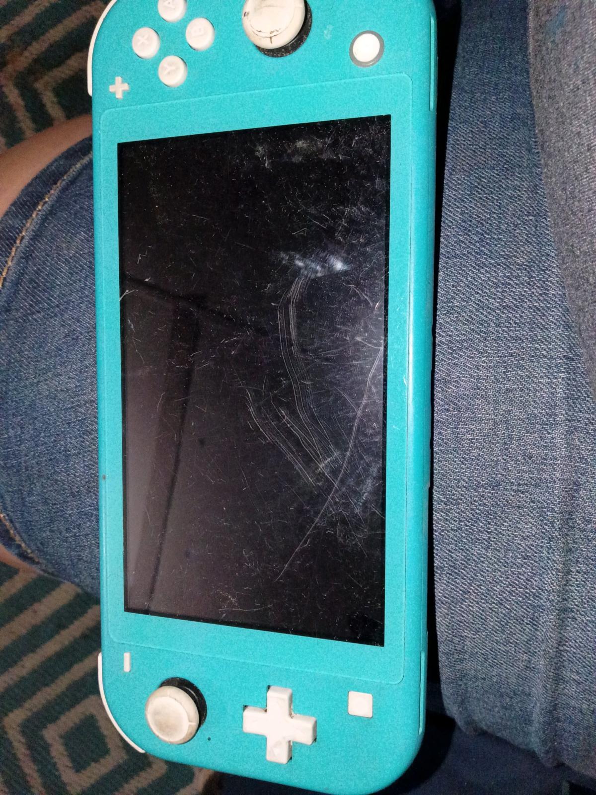 Nintendo switch turquoise
