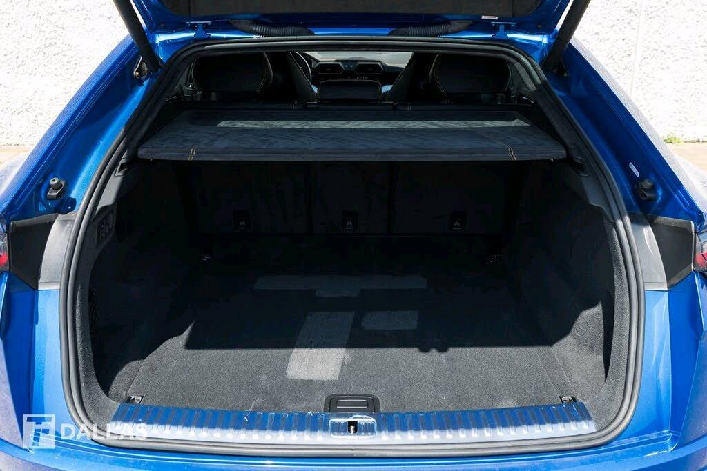 2019 Lamborghini Urus 4WD