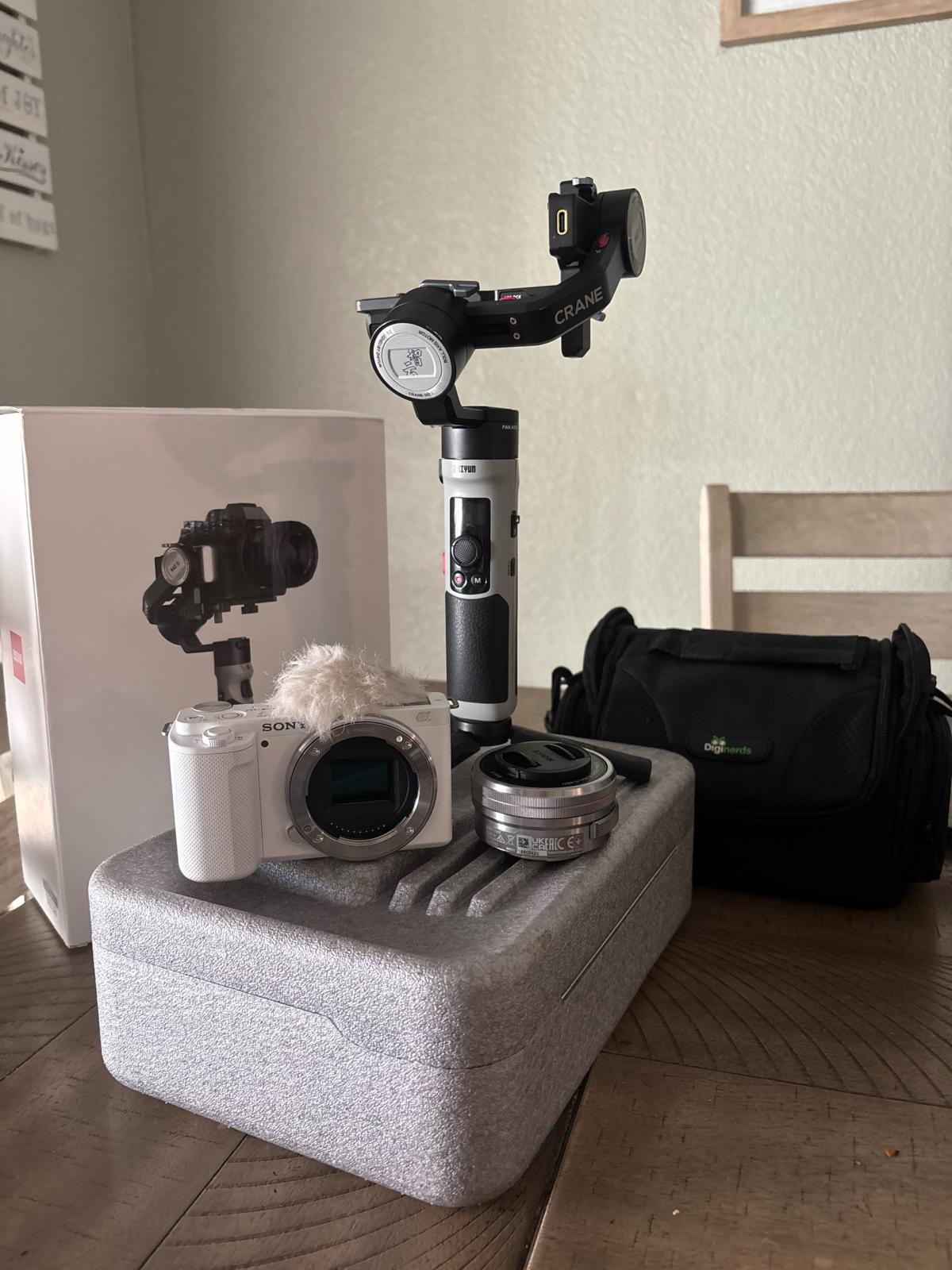 Sony ZVE10 Camera  Zhiyun Crane M2S Gimbal Bundle