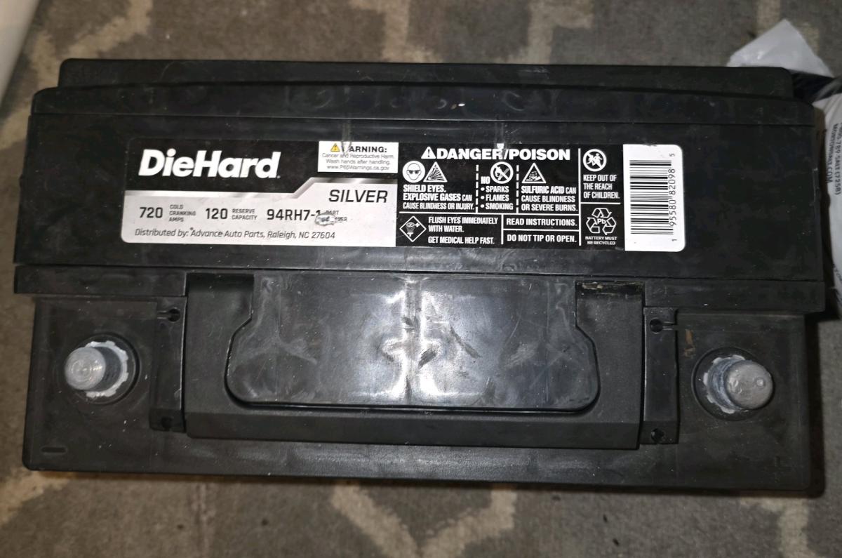 Die Hard Silver battery