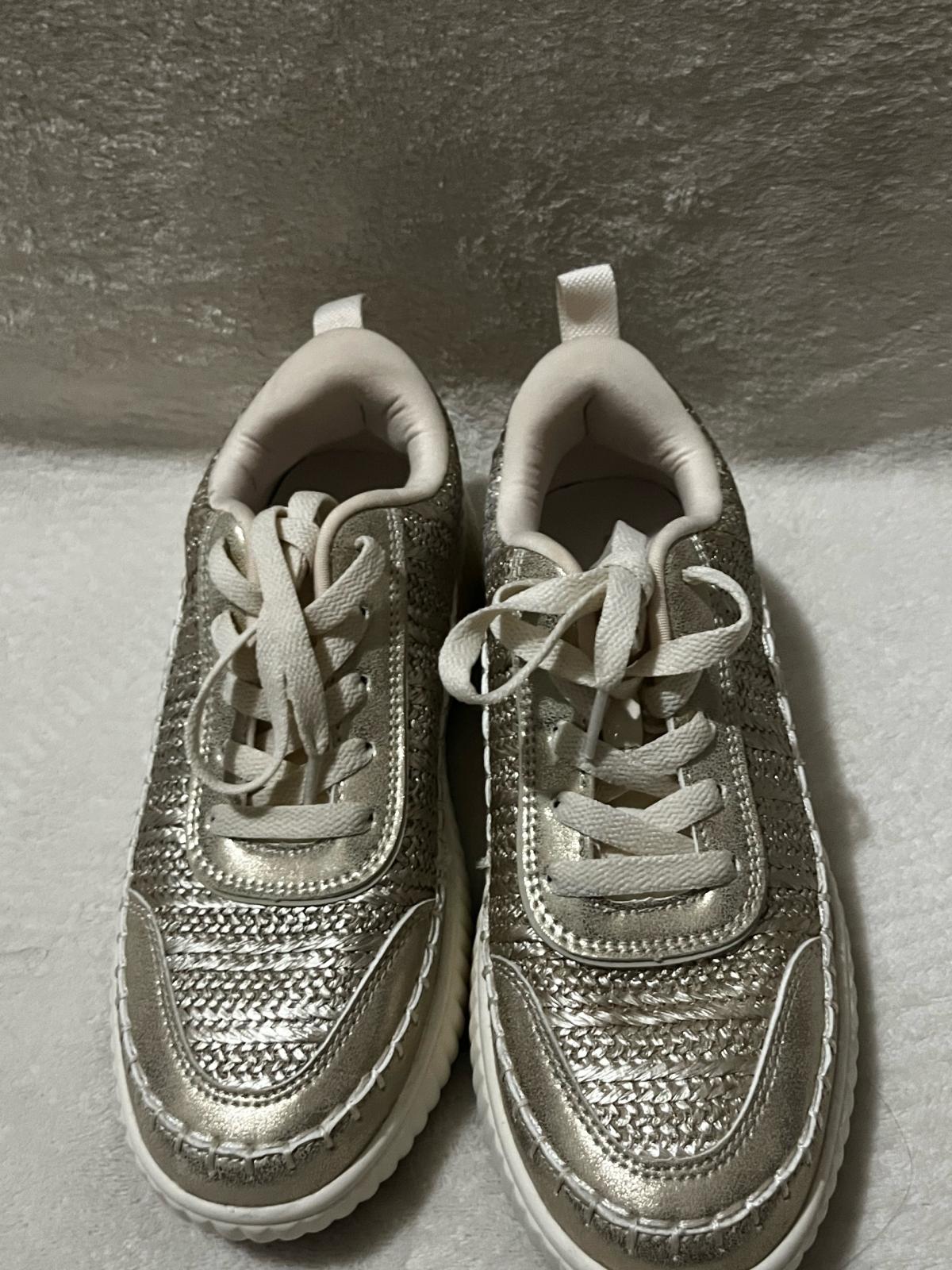 Womens Low Top Woven LaceUp Sneakers in Metallic Gold Silver