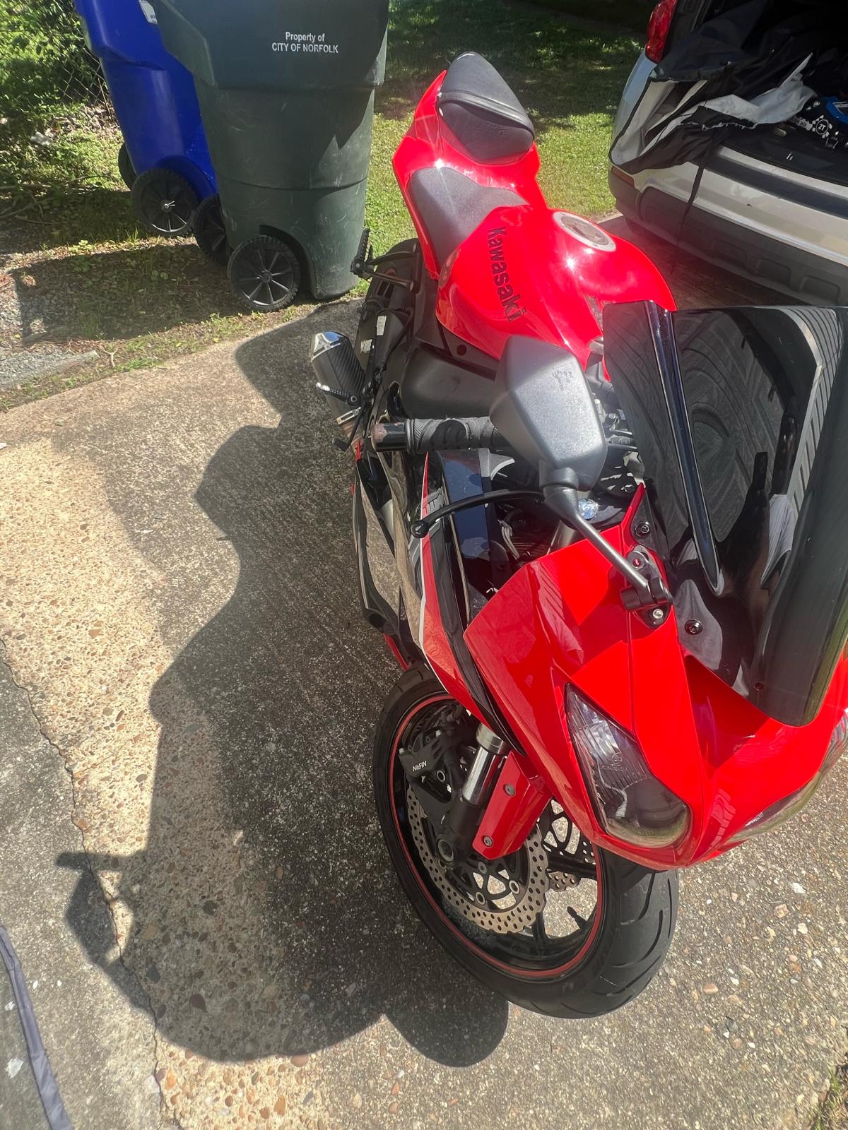 motorcycle 2010 Kawasaki zx600