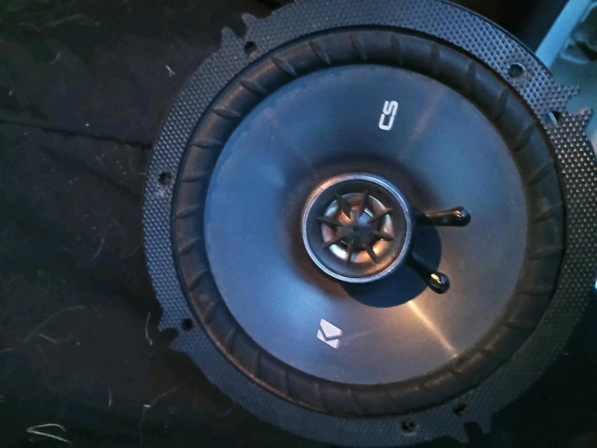 6 in a half in kicker speakers 4