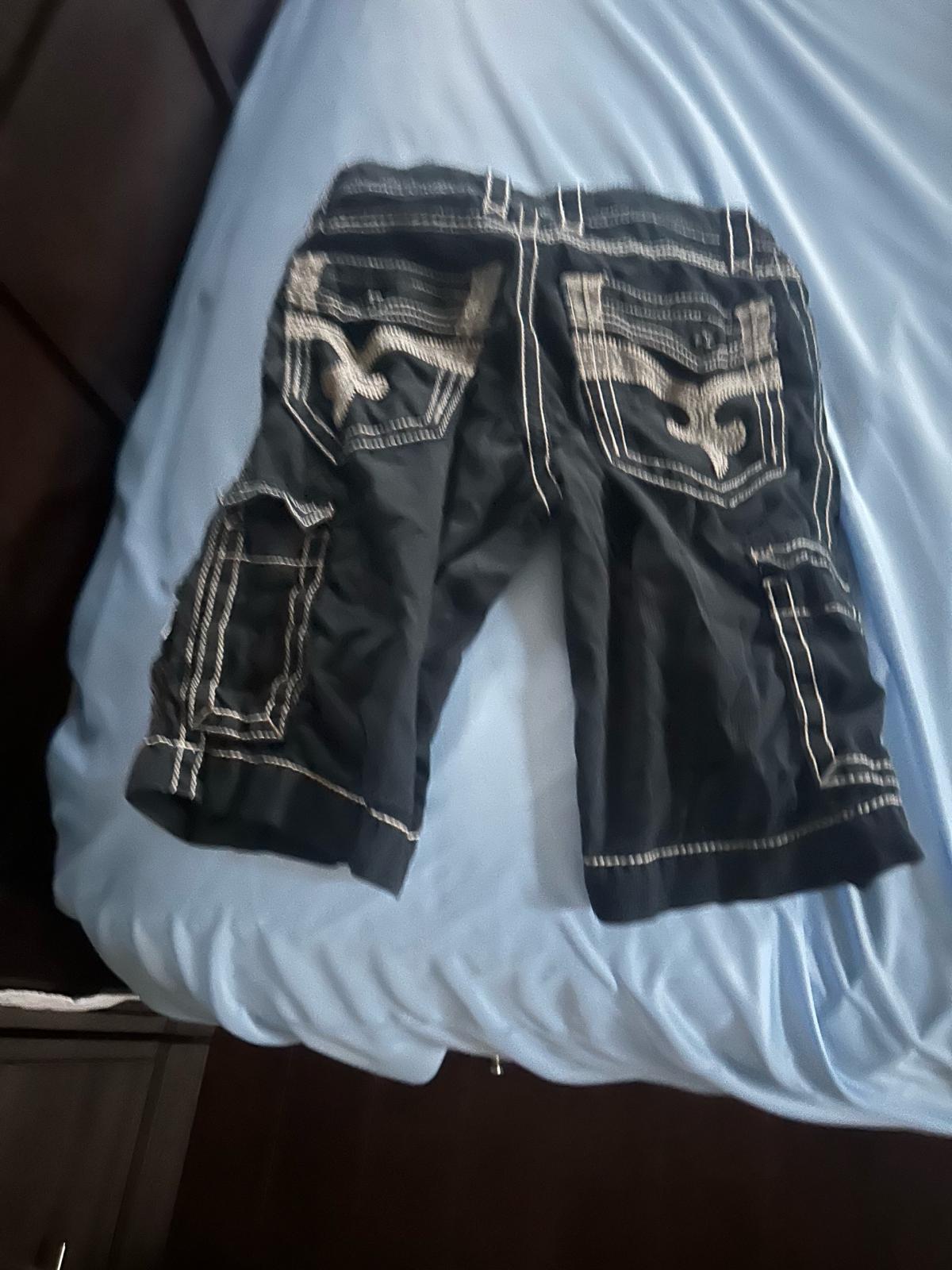 Rock revival black cargo shorts 30 like new e