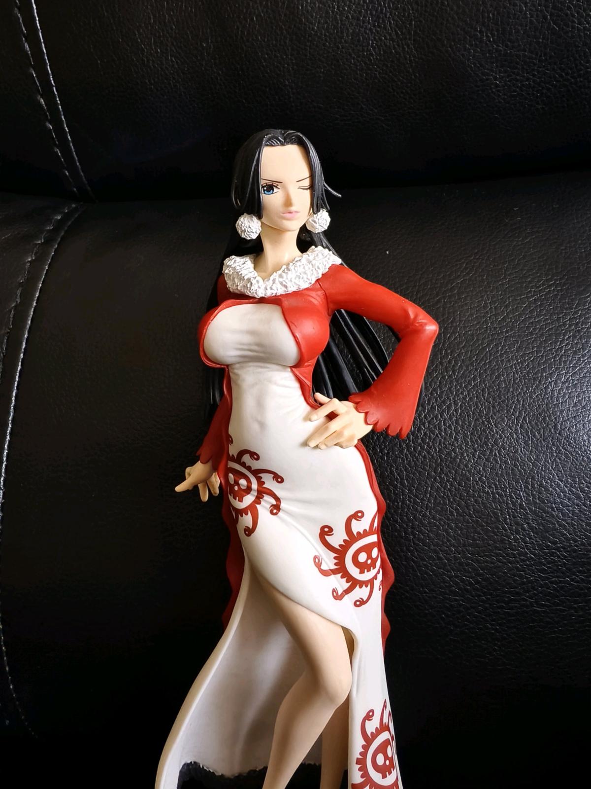 Boa Hancock Christmas One Piece Figure