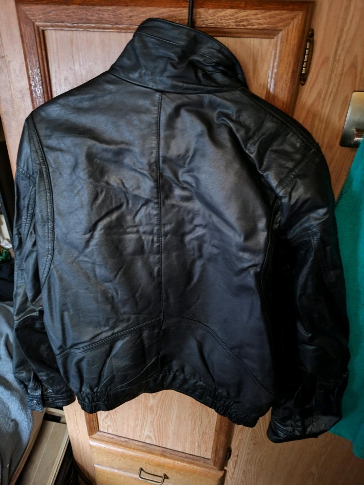 leather jacket size medium