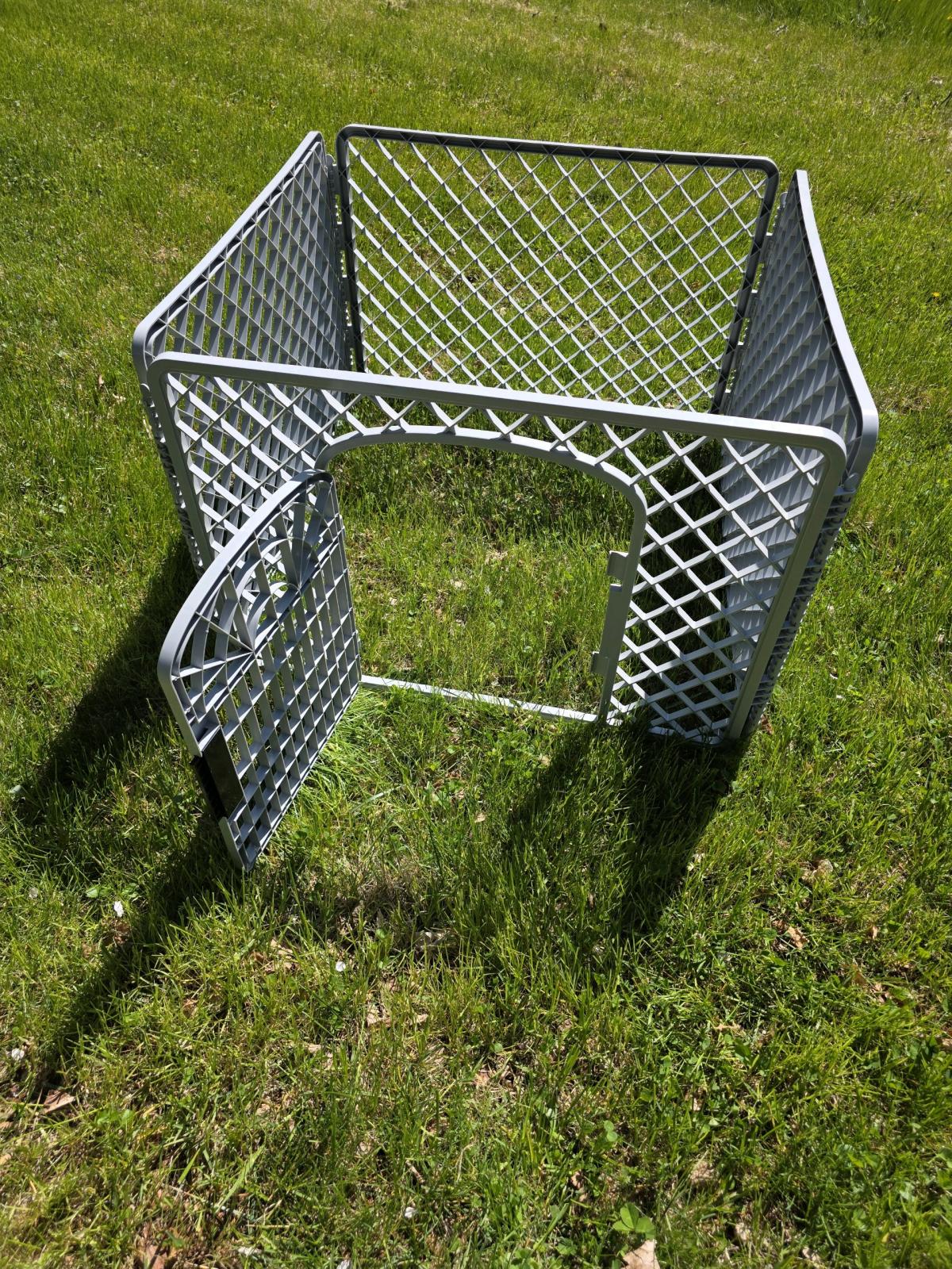 3x3 Plastic Small Dog Play Pen With Door