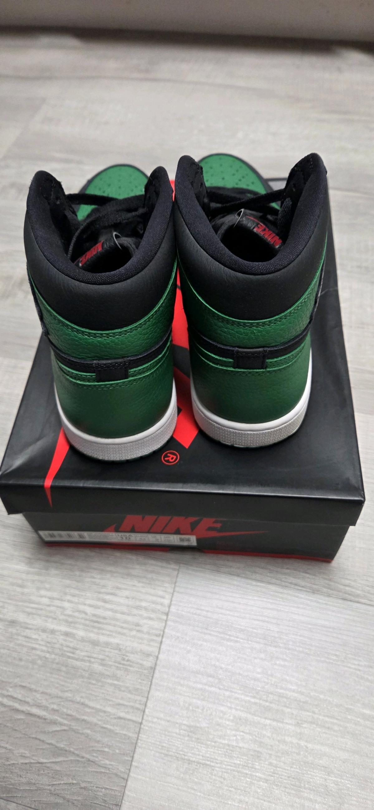 Jordan 1 Pine Green Black