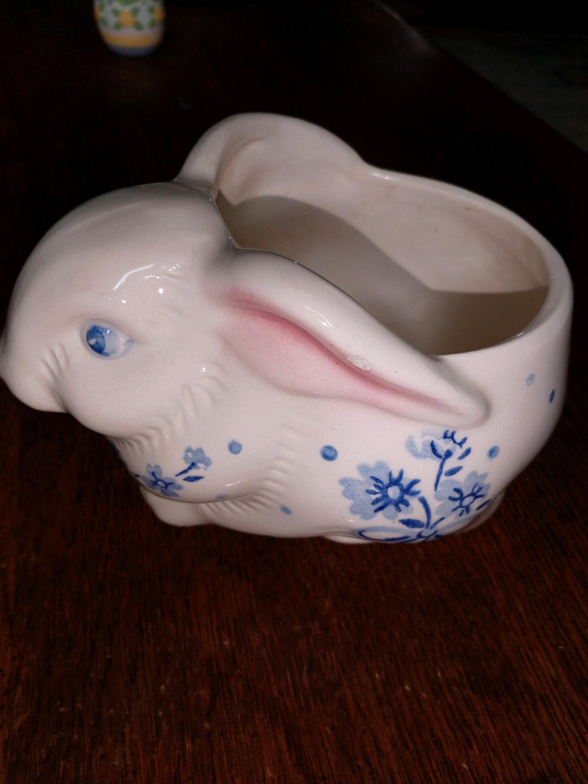 easter from avon