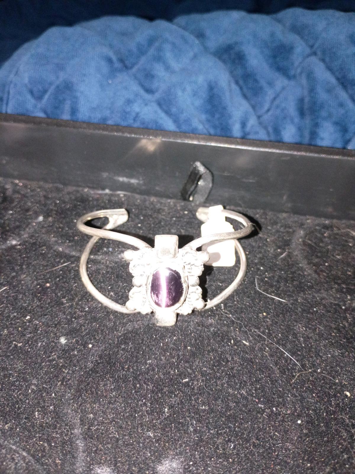 a bracelet vintage with a purple stone