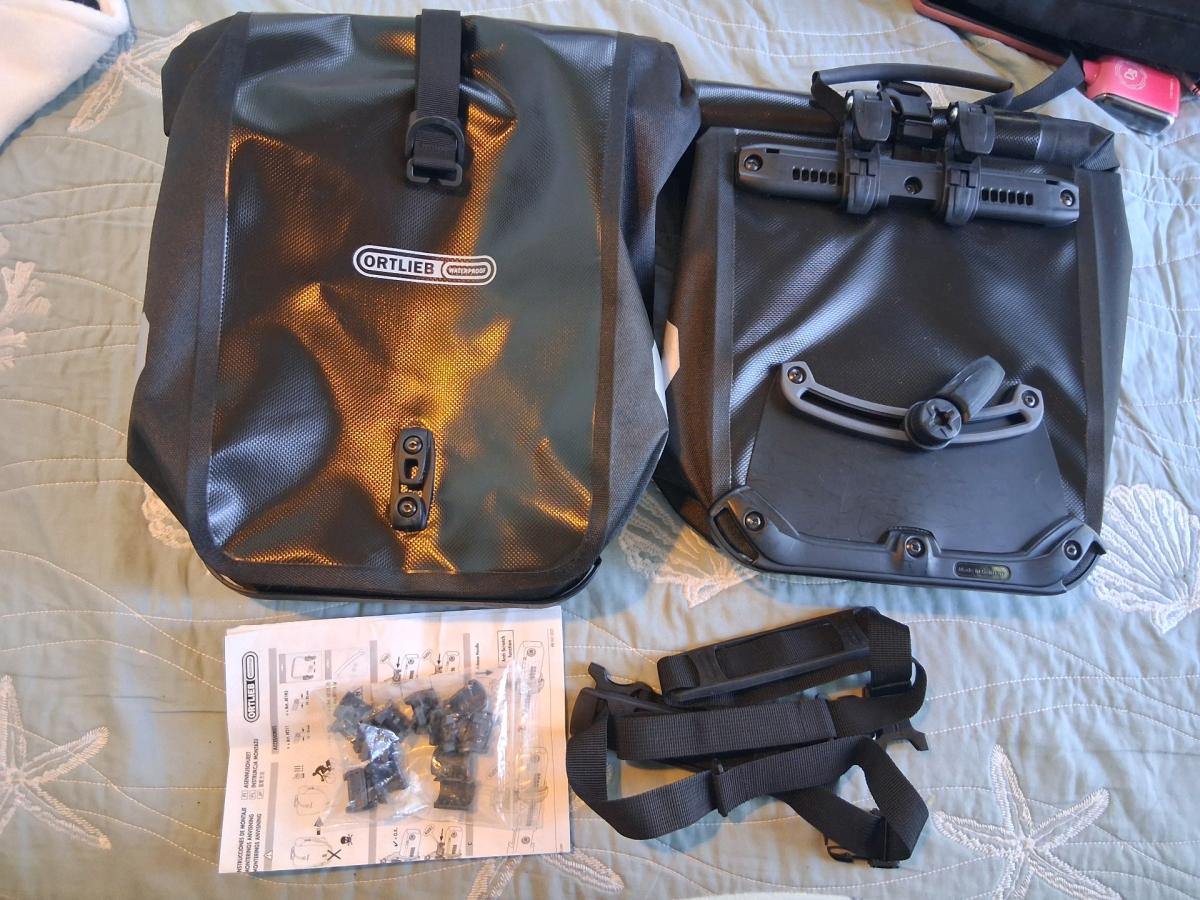 outlier waterproof brand new set of 2 sadle bags