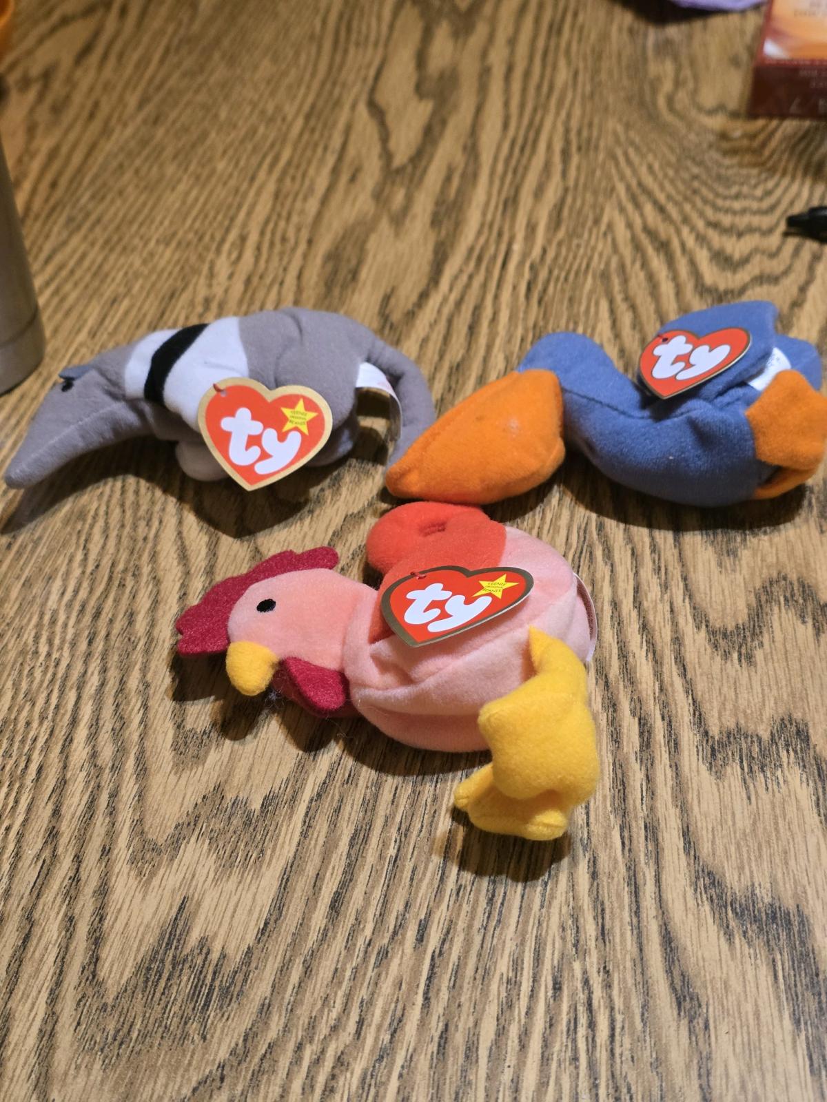 Beanie babies plush toys