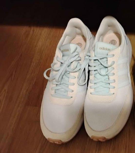 Adidas shoes women